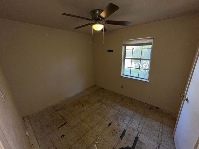 6415 Cinnamon Oaks Drive, Dallas, TX 75241