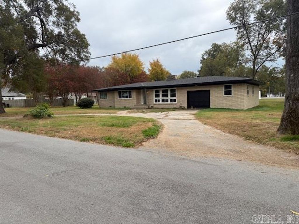 307 E 5th, Carlisle, AR 72024