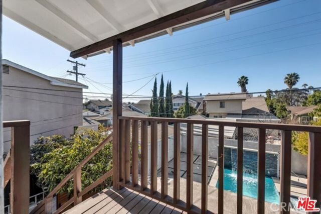 119 S Hobart Boulevard, Los Angeles, CA 90004