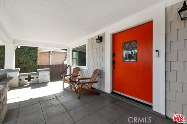 119 S Hobart Boulevard, Los Angeles, CA 90004