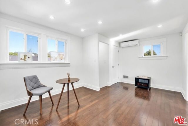 119 S Hobart Boulevard, Los Angeles, CA 90004