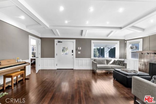 119 S Hobart Boulevard, Los Angeles, CA 90004