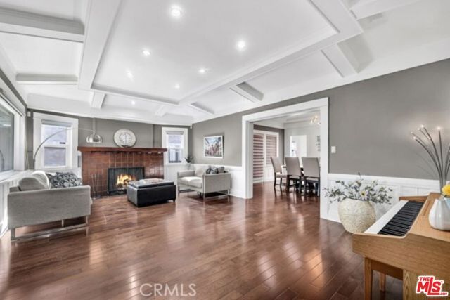 119 S Hobart Boulevard, Los Angeles, CA 90004