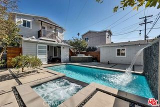 119 S Hobart Boulevard, Los Angeles, CA 90004