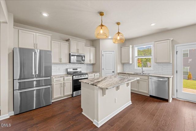 195 S Stonehaven Way, Clayton, NC 27527