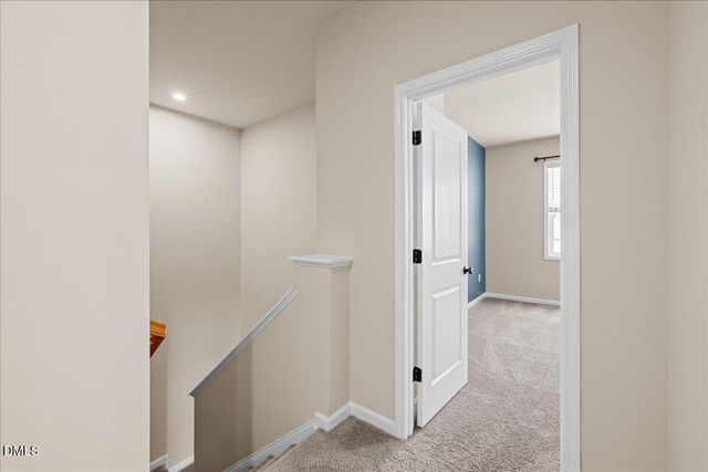 195 S Stonehaven Way, Clayton, NC 27527