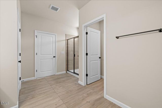 195 S Stonehaven Way, Clayton, NC 27527