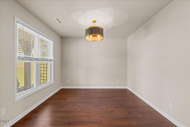 195 S Stonehaven Way, Clayton, NC 27527