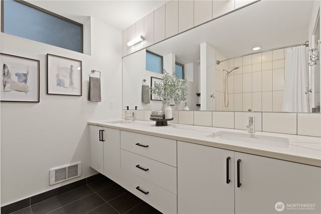 4532 51st Place SW, Seattle, WA 98116