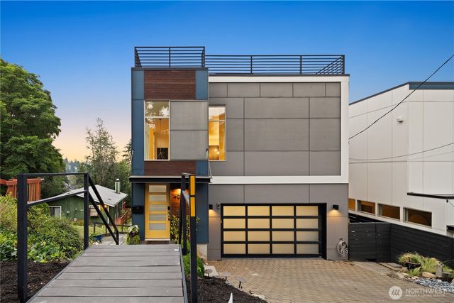 4532 51st Place SW, Seattle, WA 98116