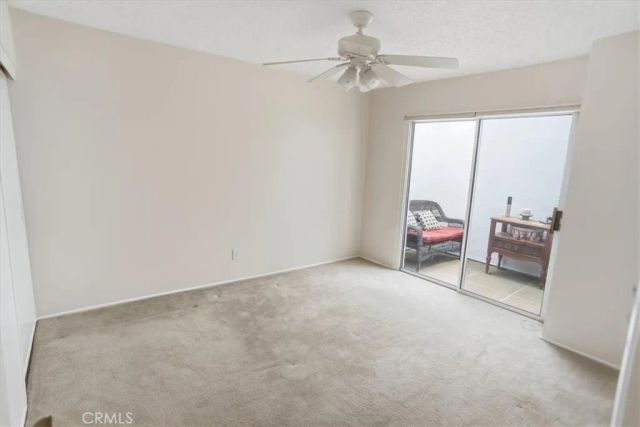 19427 Oak Crossing, Newhall, CA 91321