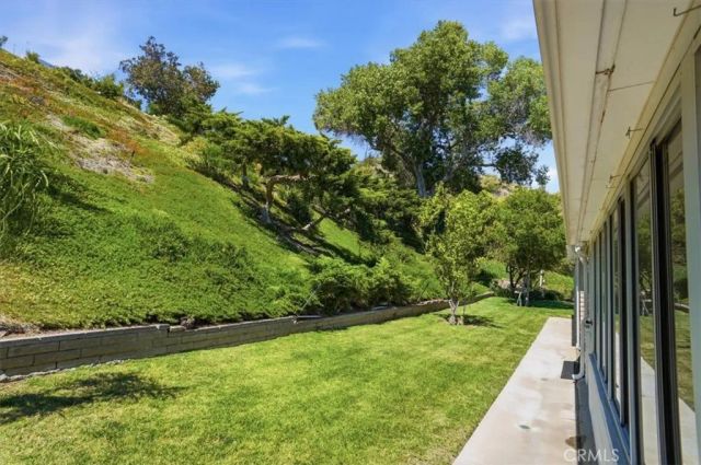 19427 Oak Crossing, Newhall, CA 91321