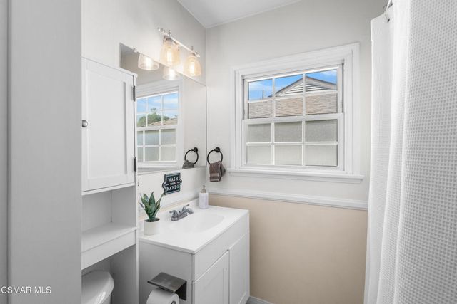 7039 Sylvia Avenue, Reseda, CA 91335