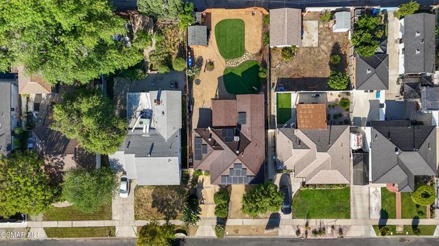 7039 Sylvia Avenue, Reseda, CA 91335