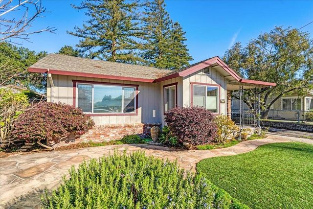 121 Chilverton Street, Santa Cruz, CA 95062