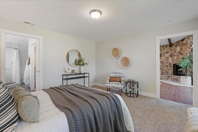 121 Chilverton Street, Santa Cruz, CA 95062