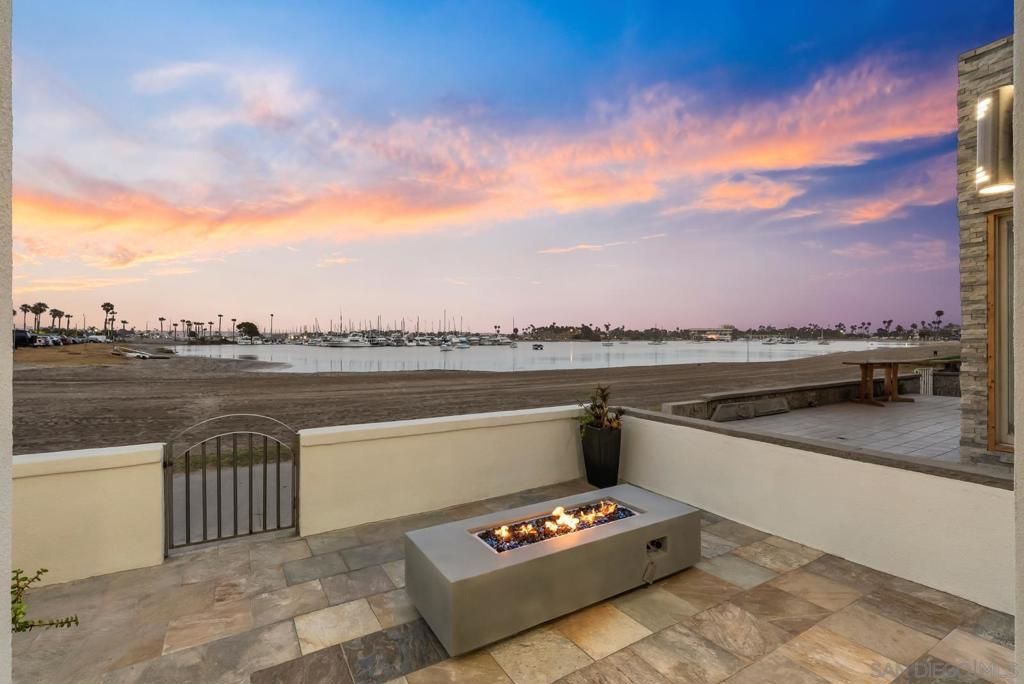Image 1 of property listing at 3490 Bayside Walk A, San Diego, CA 92109