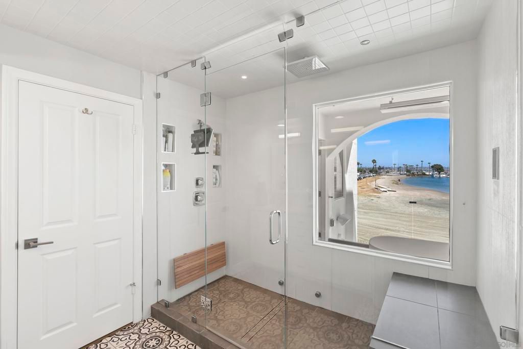 Image 27 of property listing at 3490 Bayside Walk A, San Diego, CA 92109