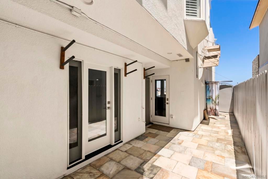 Image 38 of property listing at 3490 Bayside Walk A, San Diego, CA 92109