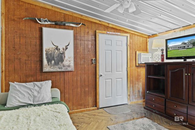 19402 Steadham Lane, Robertsdale, AL 36567