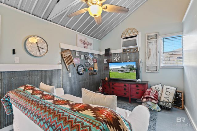 19402 Steadham Lane, Robertsdale, AL 36567