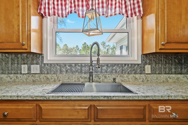 19402 Steadham Lane, Robertsdale, AL 36567