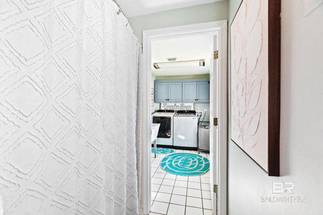 19402 Steadham Lane, Robertsdale, AL 36567