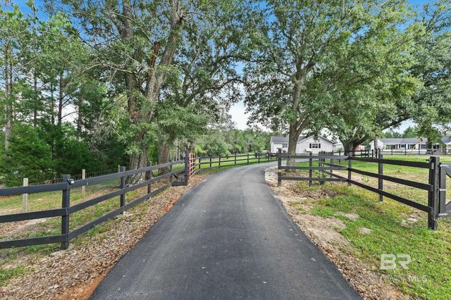 19402 Steadham Lane, Robertsdale, AL 36567