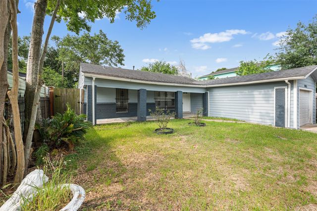 9005 Gabriel Street, Houston, TX 77063