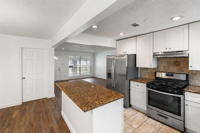 9005 Gabriel Street, Houston, TX 77063