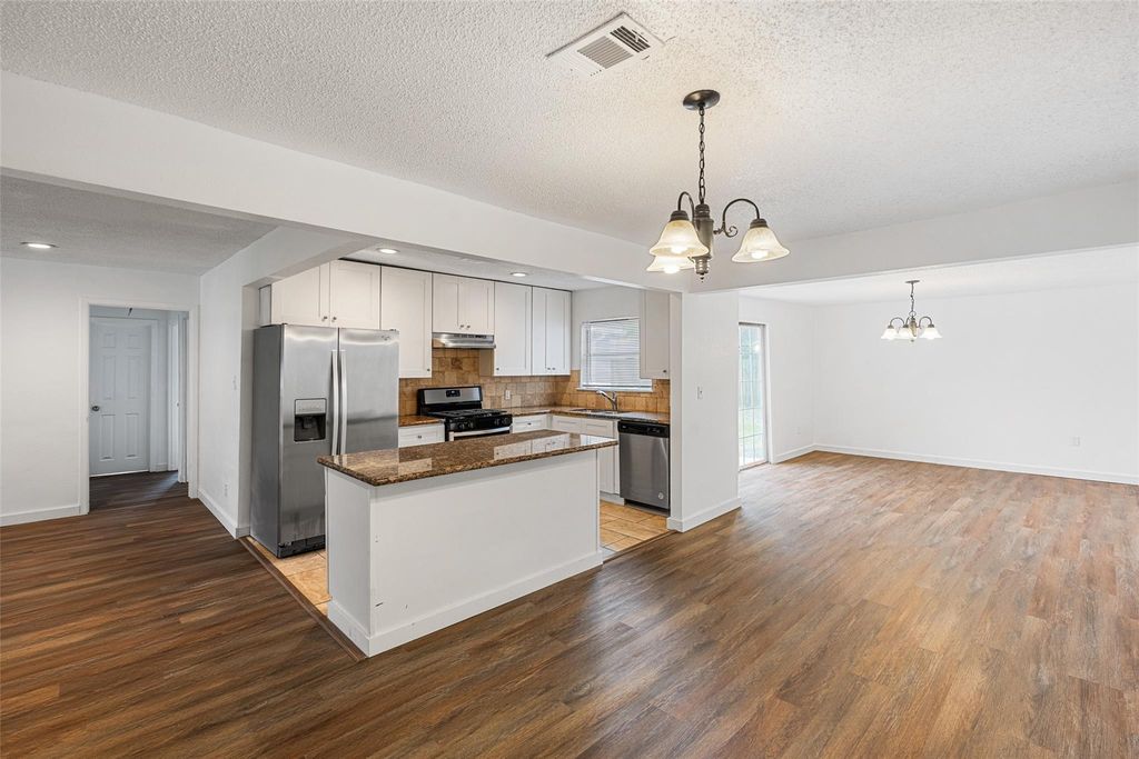 9005 Gabriel Street, Houston, TX 77063
