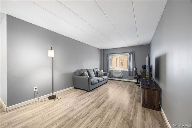 2035 Central Park Avenue 2H, Yonkers, NY 10710