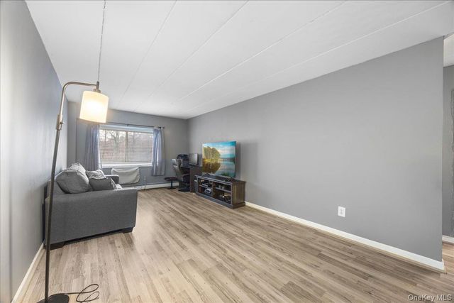 2035 Central Park Avenue 2H, Yonkers, NY 10710