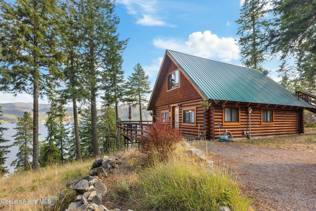 524 Glacier Loop, Bayview, ID 83803