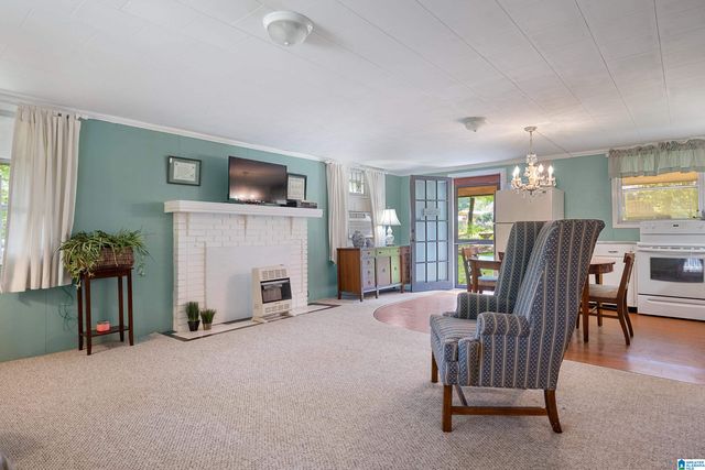 105 3RD AVENUE, Shelby, AL 35143