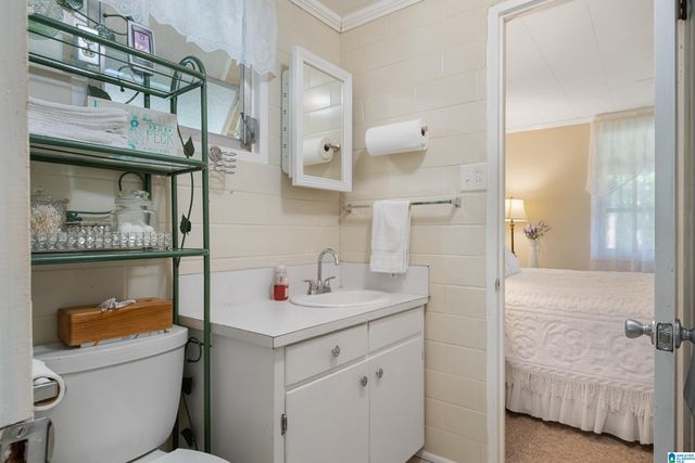 105 3RD AVENUE, Shelby, AL 35143