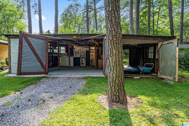 105 3RD AVENUE, Shelby, AL 35143