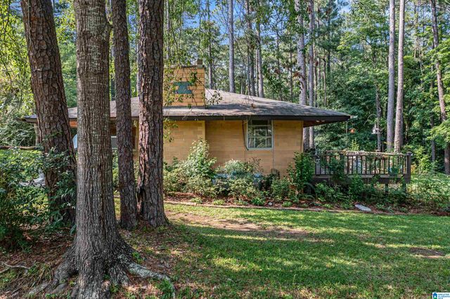 105 3RD AVENUE, Shelby, AL 35143