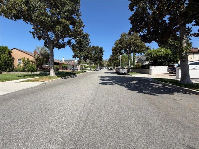 2812 N Myers, Burbank, CA 91504