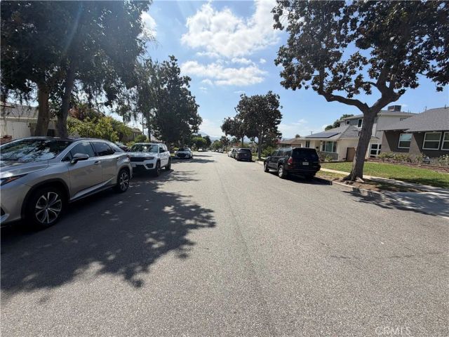 2812 N Myers, Burbank, CA 91504