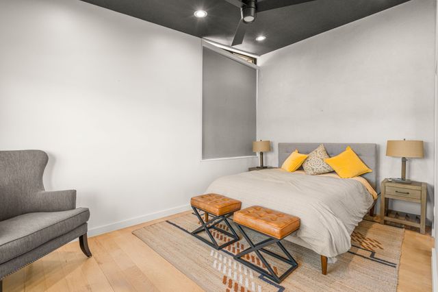 921 N Bailey Avenue, Fort Worth, TX 76107