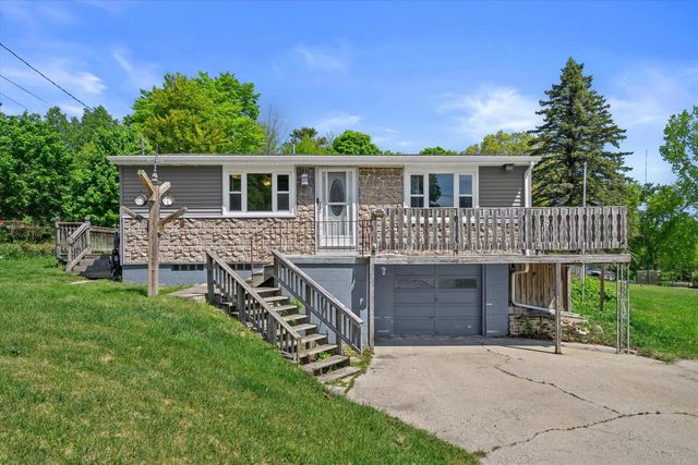 959 Laduron DRIVE, Mishicot, WI 54228