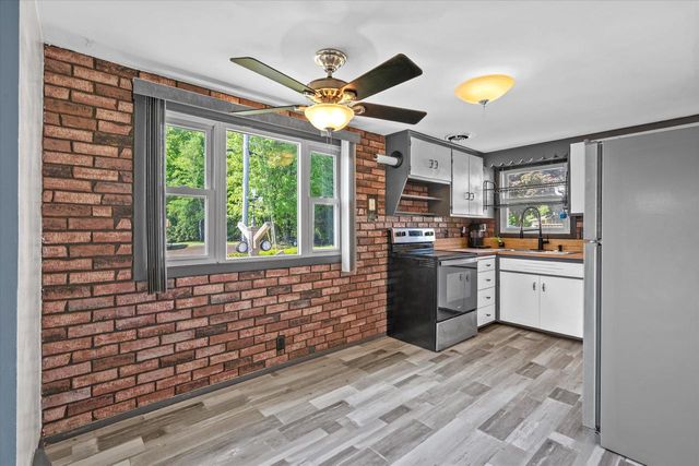 959 Laduron DRIVE, Mishicot, WI 54228