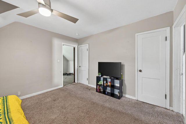 242 Annapolis Street W, West Saint Paul, MN 55118