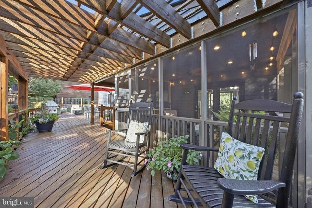 6938 FOX CHASE RD, New Market, MD 21774