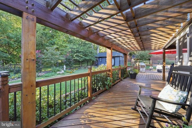 6938 FOX CHASE RD, New Market, MD 21774