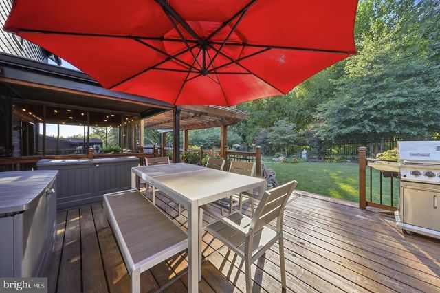 6938 FOX CHASE RD, New Market, MD 21774