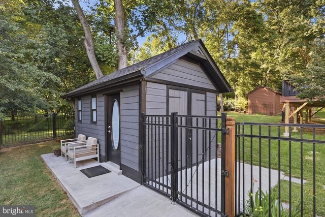 6938 FOX CHASE RD, New Market, MD 21774