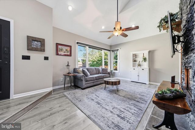 6938 FOX CHASE RD, New Market, MD 21774