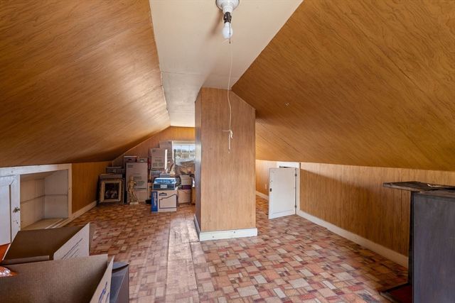 32 Grant Rd, Lynn, MA 01904